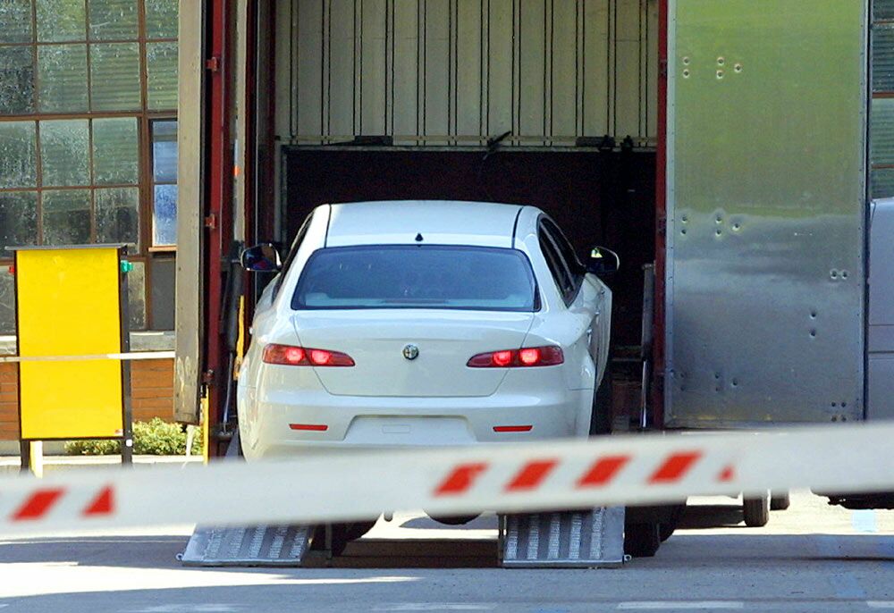 Project 939 prototype: the Alfa Romeo 156 replacement