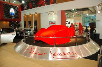 Ferrari's stunning Enzo has made its long-awaited Thai public debut, more than two years after the 6.0-litre V12 powered supercar first appeared in public