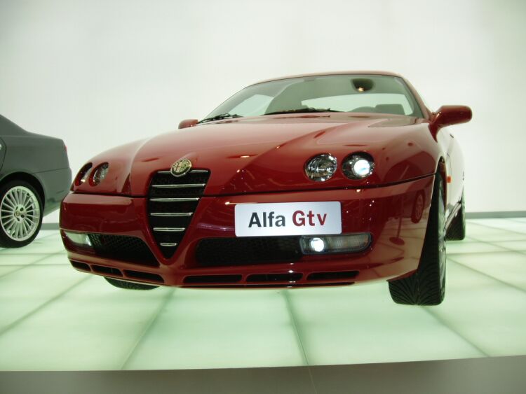 Alfa Romeo at the 2004 Brussels International Motor Show