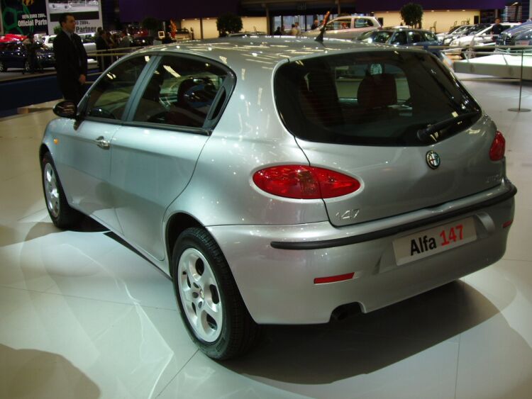 Alfa Romeo at the 2004 Brussels International Motor Show