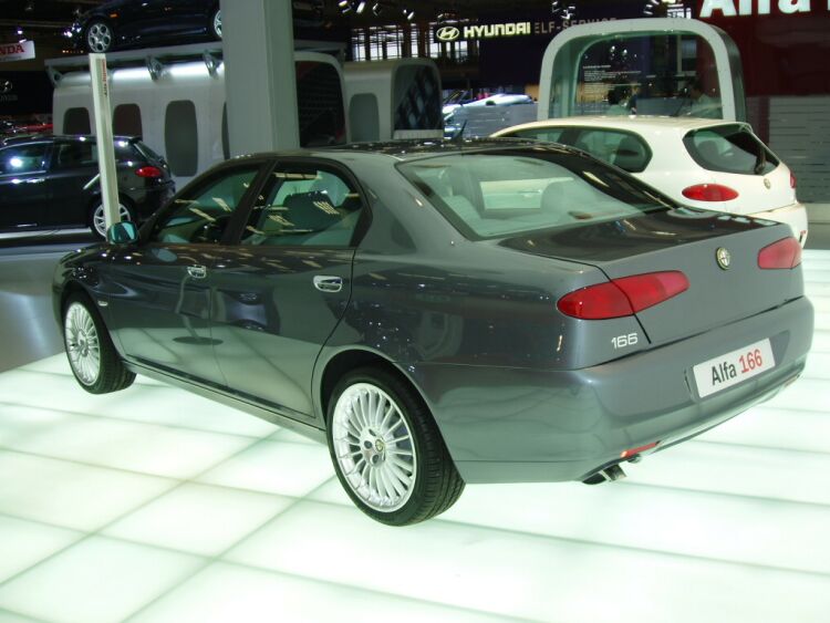 Alfa Romeo at the 2004 Brussels International Motor Show