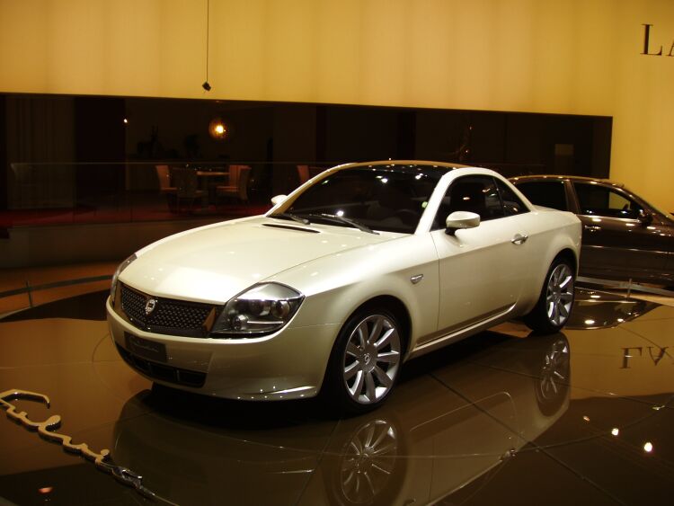 Lancia Fulvia concept at the 2004 Brussels International Motor Show