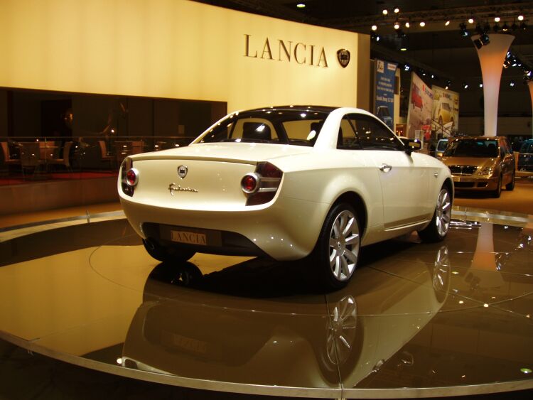 Lancia Fulvia concept at the 2004 Brussels International Motor Show