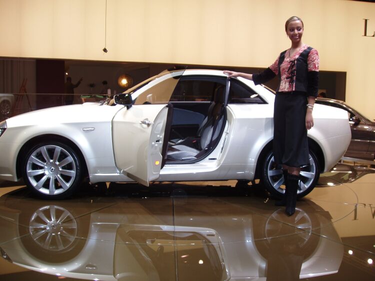 Lancia Fulvia concept at the 2004 Brussels International Motor Show