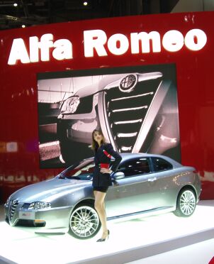 Alfa Romeo GT at the 2004 Geneva Motor Show