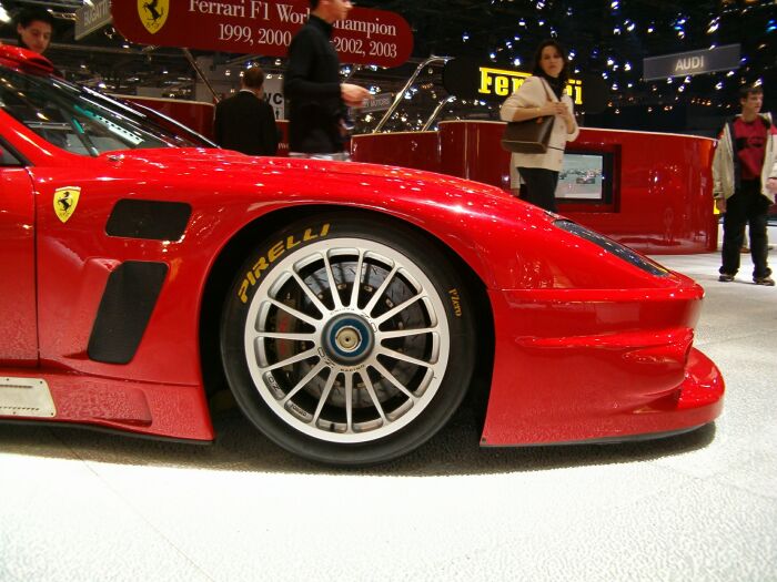 Ferrari 575 GTC at the 2004 Geneva Motor Show