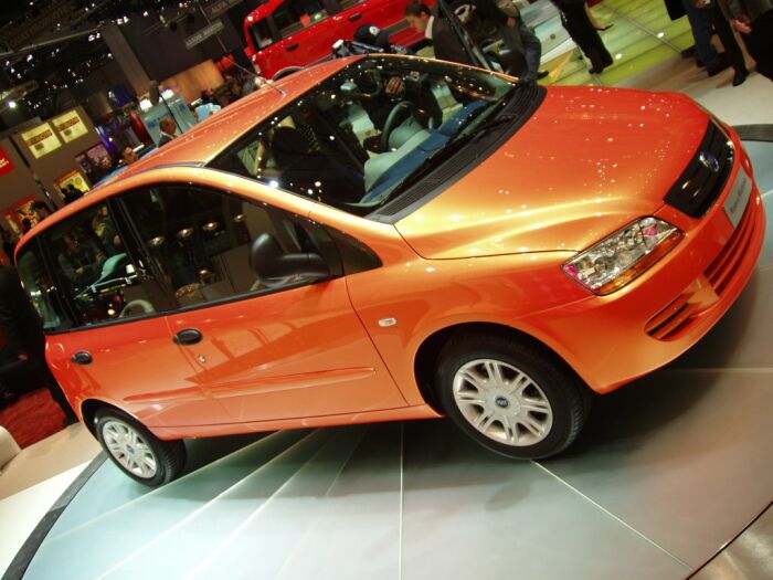 The Nuovo Fiat Multipla receives its World premiere at the 2004 Geneva Salon