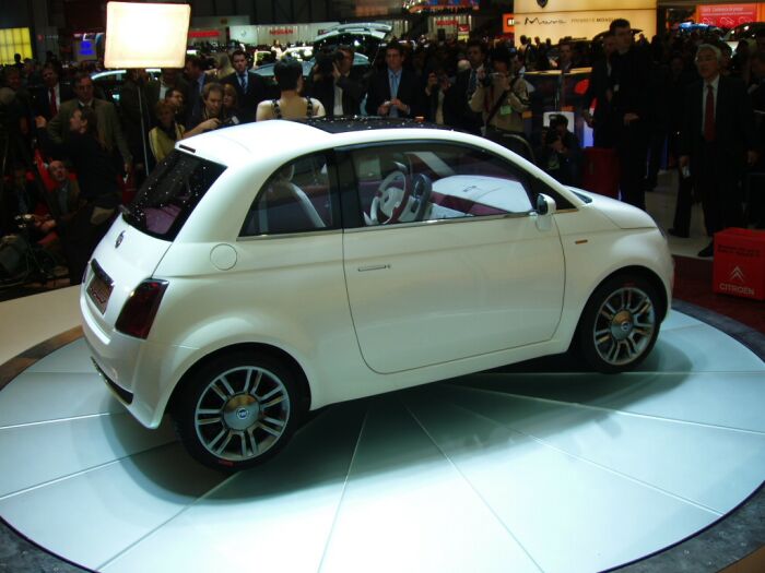 The Fiat Trepiuno concept receives its World Premiere at the 74th Geneva Salon