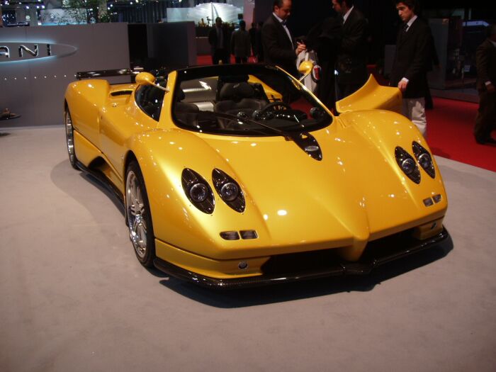 Pagani Zonda C12S 7.3 at the 2004 Geneva Salon