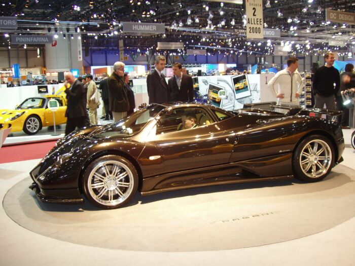 Pagani Zonda C12S 7.3 at the 2004 Geneva Salon