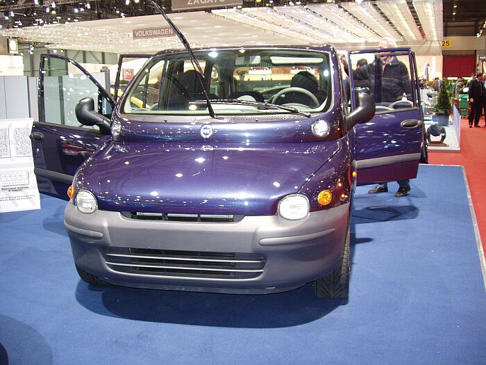 Six door Sbarro Fiat Multipla concept