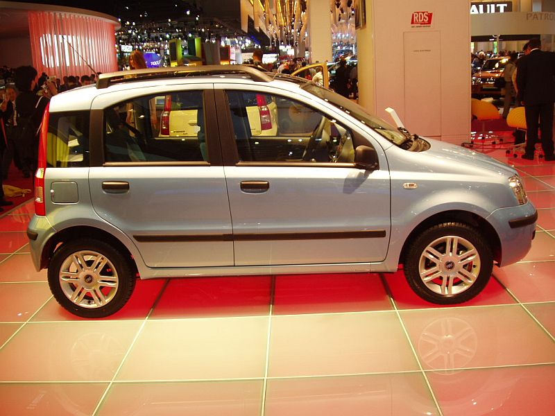 Fiat Panda 4x4 at the 2004 Paris International Motor Show