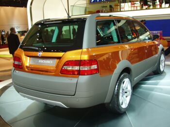 click here for Fiat Uproad at the 2004 Paris Mondial de l'Automobile