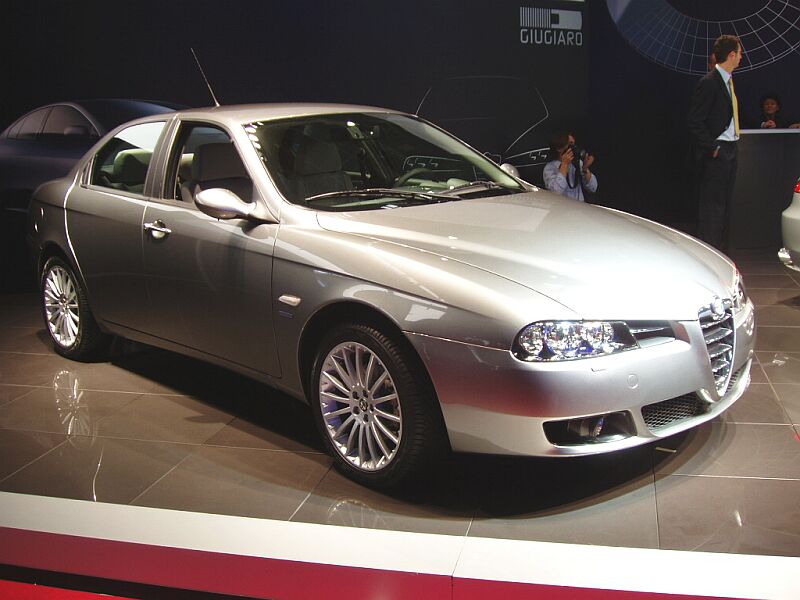 Alfa Romeo 156 on the Giugiaro stand at the 2004 Paris Motor Show