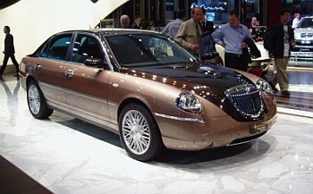 Click here for Lancia Thesis two-tone at the 2004 Paris Mondial de l'Automobile photo gallery
