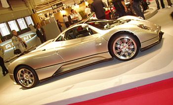 click here to see Pagani at the 2004 Paris Mondial de l'Automobile