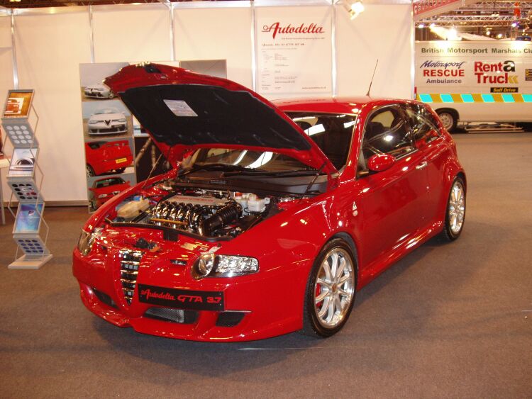 Autodelta Alfa Romeo 147 GTA at the 2004 Autosport International in Birmingham