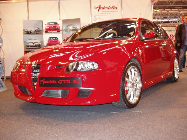 Autodelta Alfa Romeo 147 GTA at the 2004 Autosport International in Birmingham