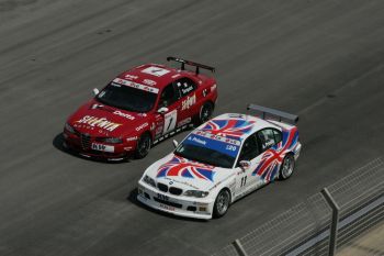 FIA European Touring Car Championship action from the Dbai Autodrome