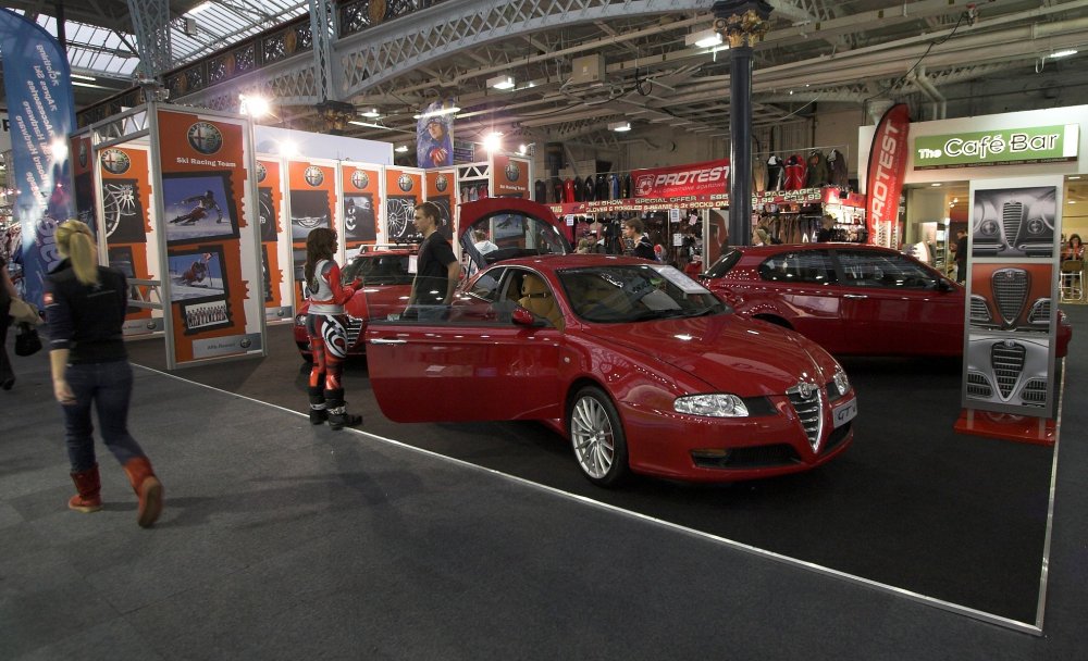 Alfa Romeo at the 2005 Daily Mail Ski and Snowboard Show, Olympia, London