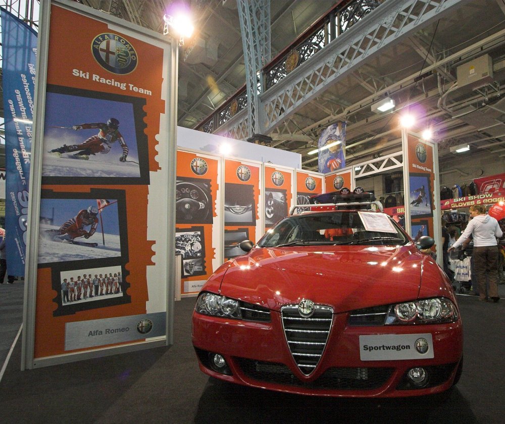 Alfa Romeo at the 2005 Daily Mail Ski and Snowboard Show, Olympia, London