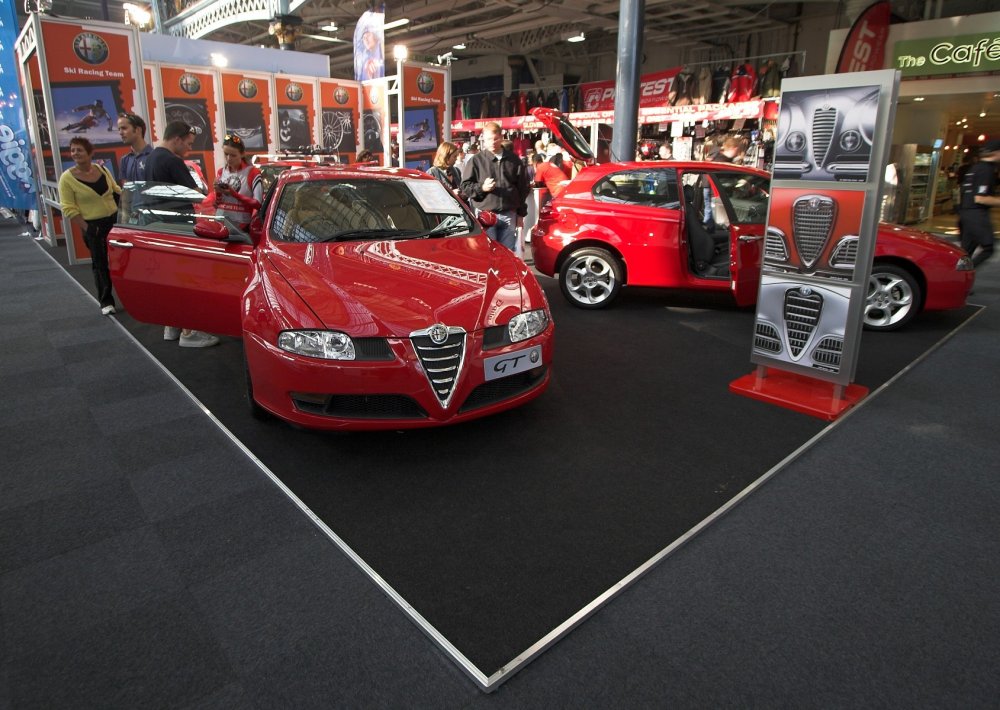 Alfa Romeo at the 2005 Daily Mail Ski and Snowboard Show, Olympia, London