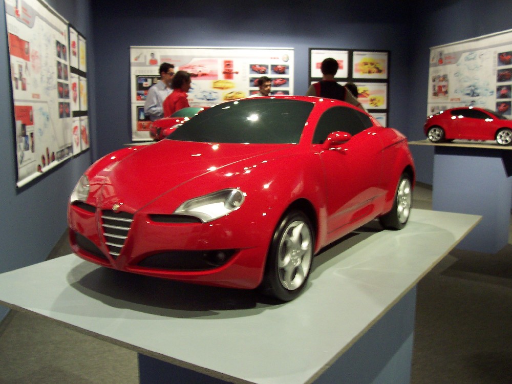 Through the study and the planning of a new coupe by Alfa Romeo and a new version of the famous Monster by Ducati, on Wednesday the Automobile Museum of Turin will host the exhibition Italian sportivity: the new generation taken presented by the Institute of Applied Arts and Design in Turin