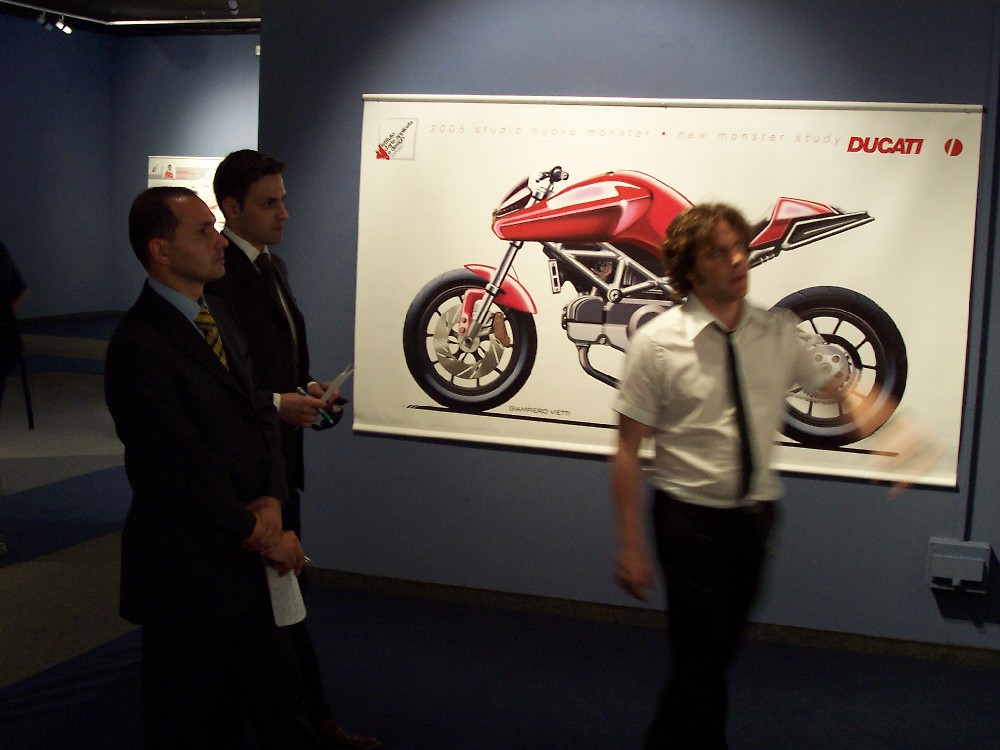 Through the study and the planning of a new coupe by Alfa Romeo and a new version of the famous Monster by Ducati, on Wednesday the Automobile Museum of Turin will host the exhibition Italian sportivity: the new generation taken presented by the Institute of Applied Arts and Design in Turin