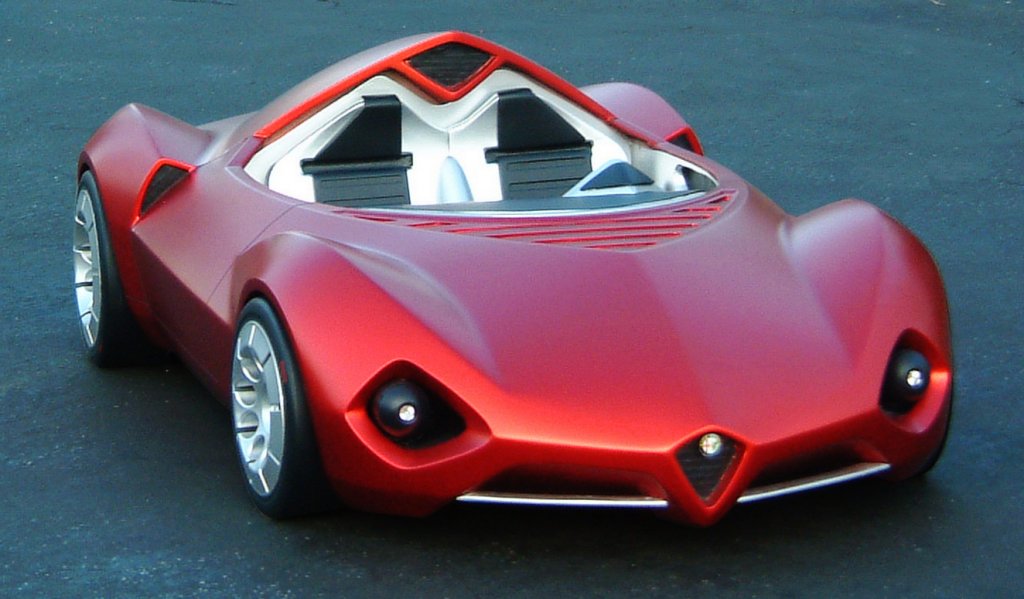 Giovanni Rizzo, a final-year student at the prestigious Art Centre in Pasdena, has presented his interpretation of a modern day Alfa Romeo 'Disco Volante' 