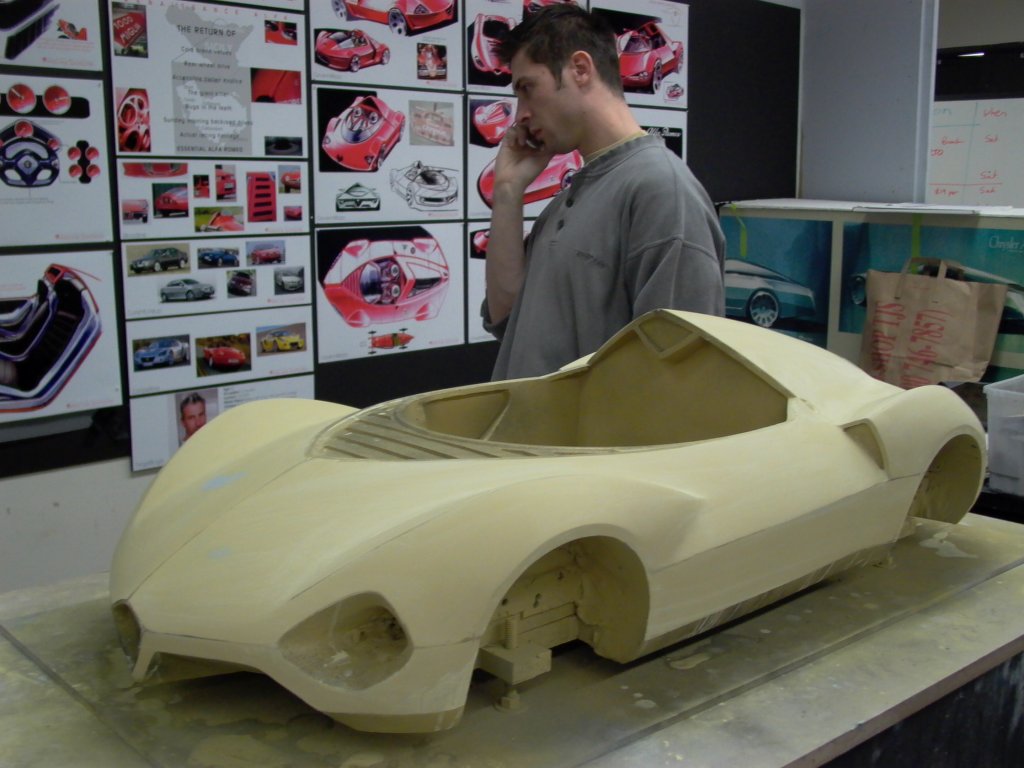 Giovanni Rizzo, a final-year student at the prestigious Art Centre in Pasdena, has presented his interpretation of a modern day Alfa Romeo 'Disco Volante' 