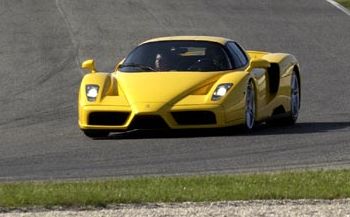 During the press conference, held in the Vatican’s Press Office, Jean Todt announced the President Montezemolo had decided to construct an Enzo ‘number 400’.