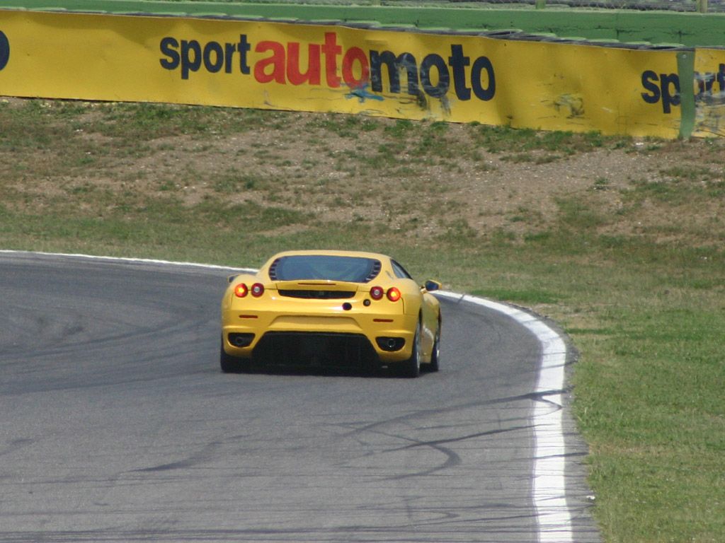 A prototype Ferrari F430 Challenge was caught recently undertaking development testing at the Vallelunga circuit.