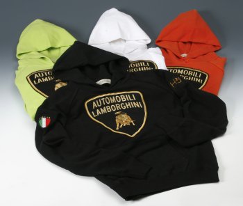 Based on the Lamborghini exterior colours of Arancio Borealis, Verde Faunus, Balloon White and Nero Noctis, the limited-edition sweatshirts will be offered in four different colours: orange, green, white and black.
