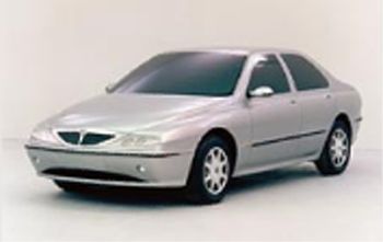 Fumia’s original sketches and models for the Lancia Lybra, dating from 1992 on, showed a clear resemblance to the 1995 Lancia Y, which was penned at around the same time.
