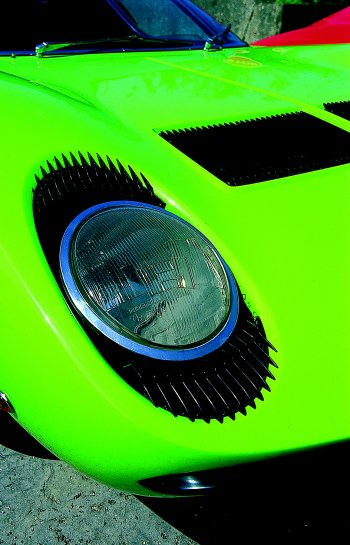 lamborghini_miura_4.jpg