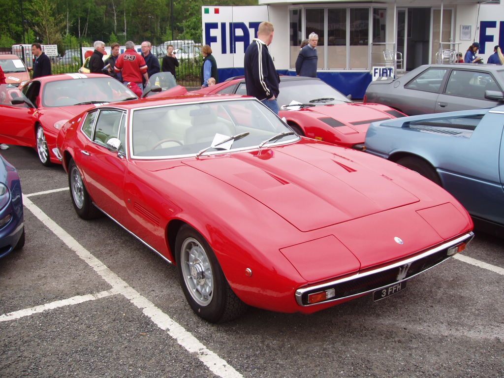 Maserati at the Auto Italia magazine 2005 'Spring Italian Car Day' at Brooklands