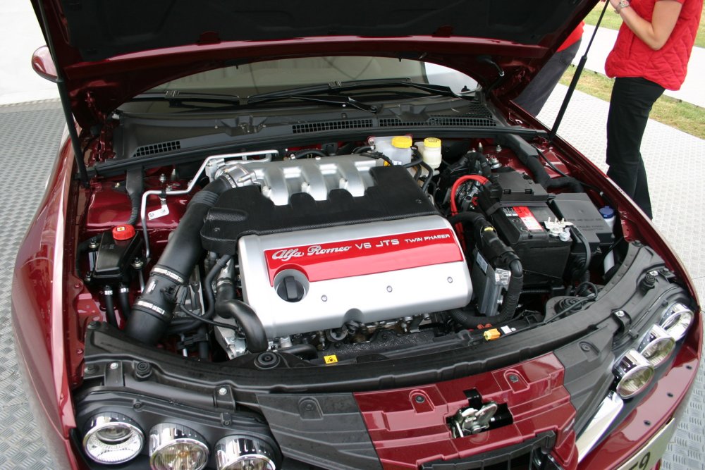 Alfa Romeo 159 3.2 JTS Q4 at the 2005 Goodwood International Festival of Speed
