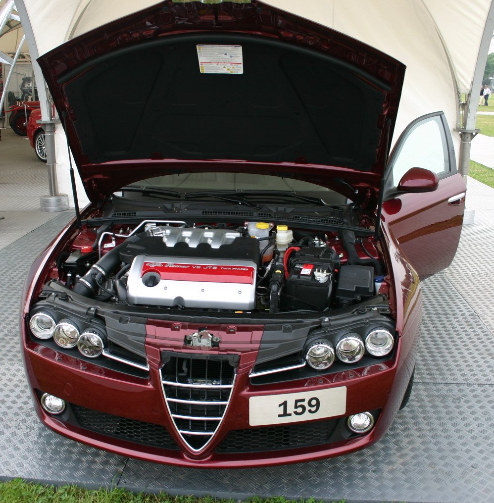 Alfa Romeo 159 3.2 JTS Q4 at the 2005 Goodwood International Festival of Speed
