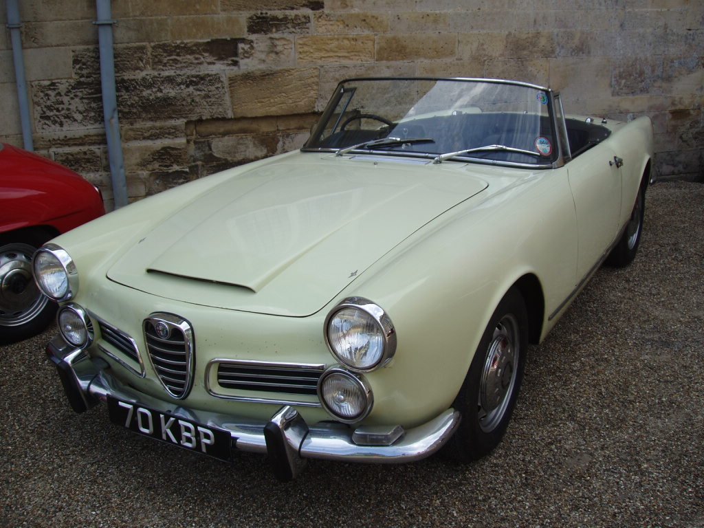Alfa Romeo Owners Club UK - National Alfa Day 2005 - Boughton House, Kettering
