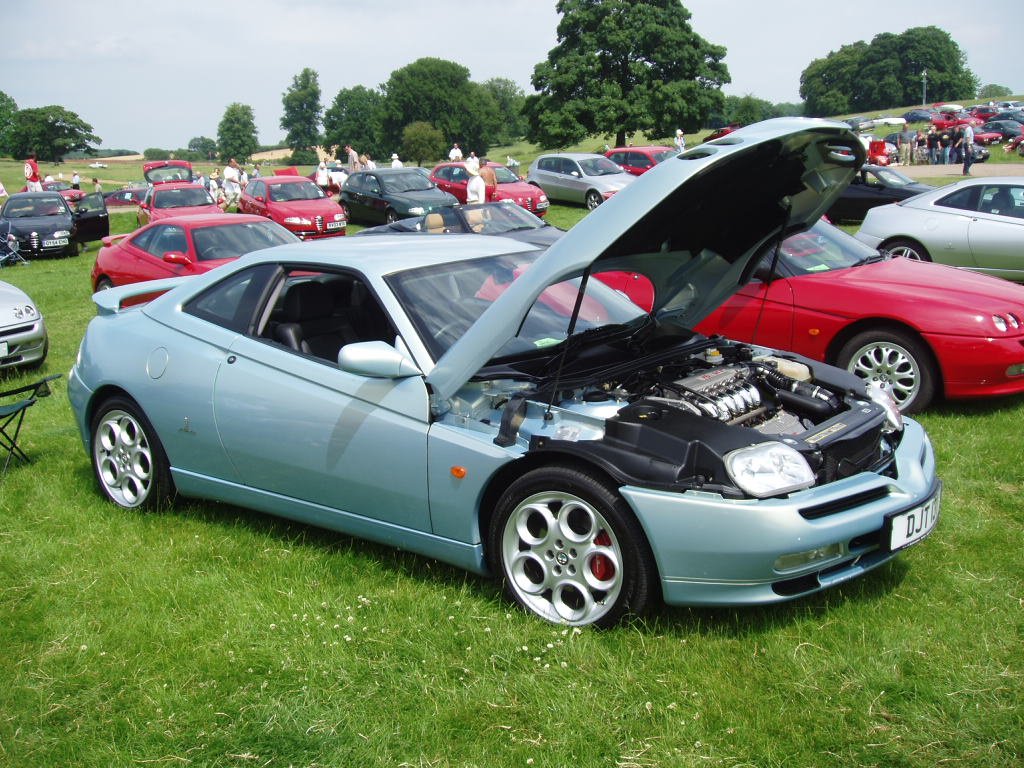 Alfa Romeo Owners Club UK - National Alfa Day 2005 - Boughton House, Kettering