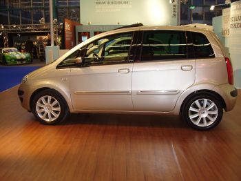 click here for Lancia at Autorai 2005 photo gallery