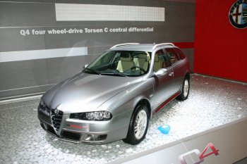 Alfa Romeo Crosswagon Q4