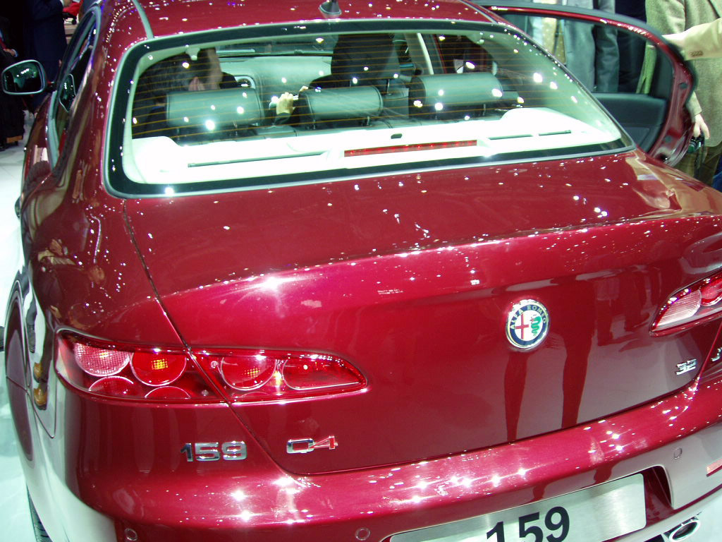 Alfa Romeo 159 Q4 3.2 JTS at the 2005 Geneva Salon