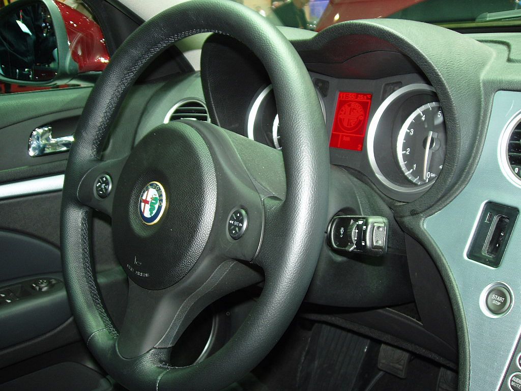 Alfa Romeo 159 Q4 3.2 JTS at the 2005 Geneva Salon
