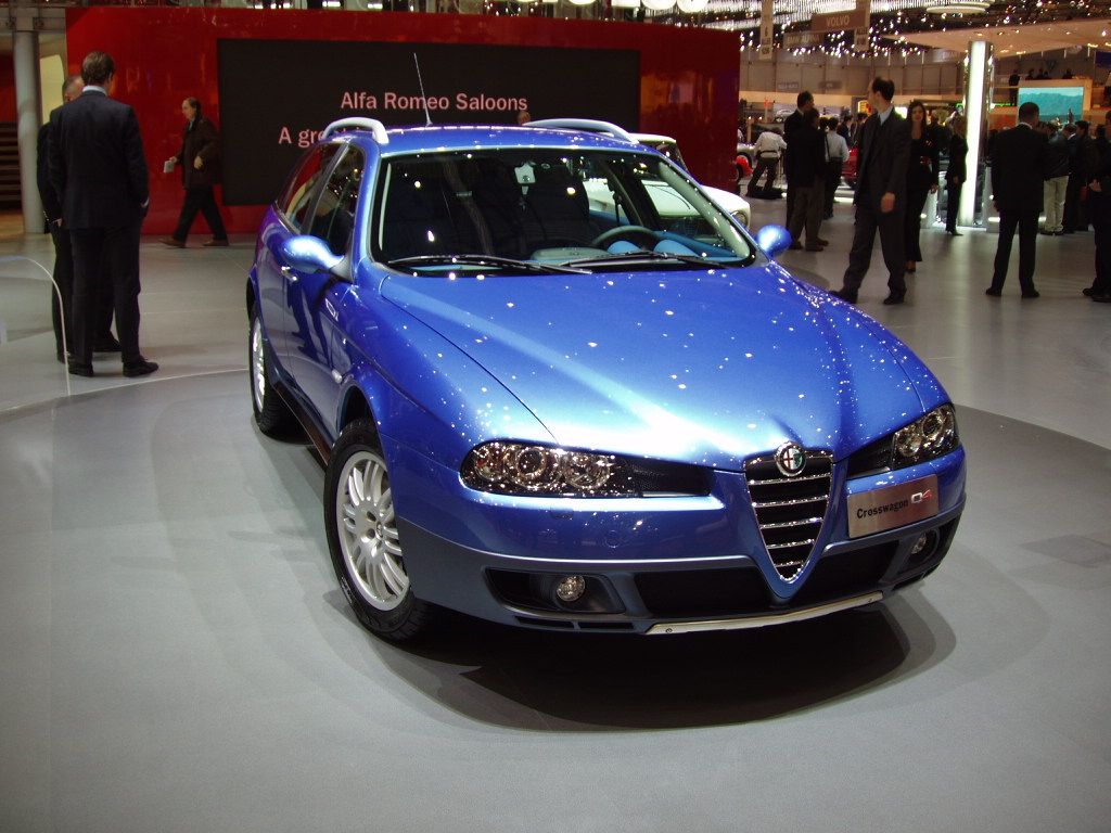 Alfa Romeo Crosswagon at the 2005 Geneva International Motor Show