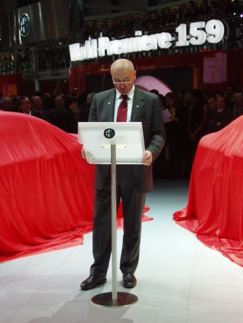 Alfa Romeo CEO Karl Heinz Kalbfell introduces the Alfa Romeo 159