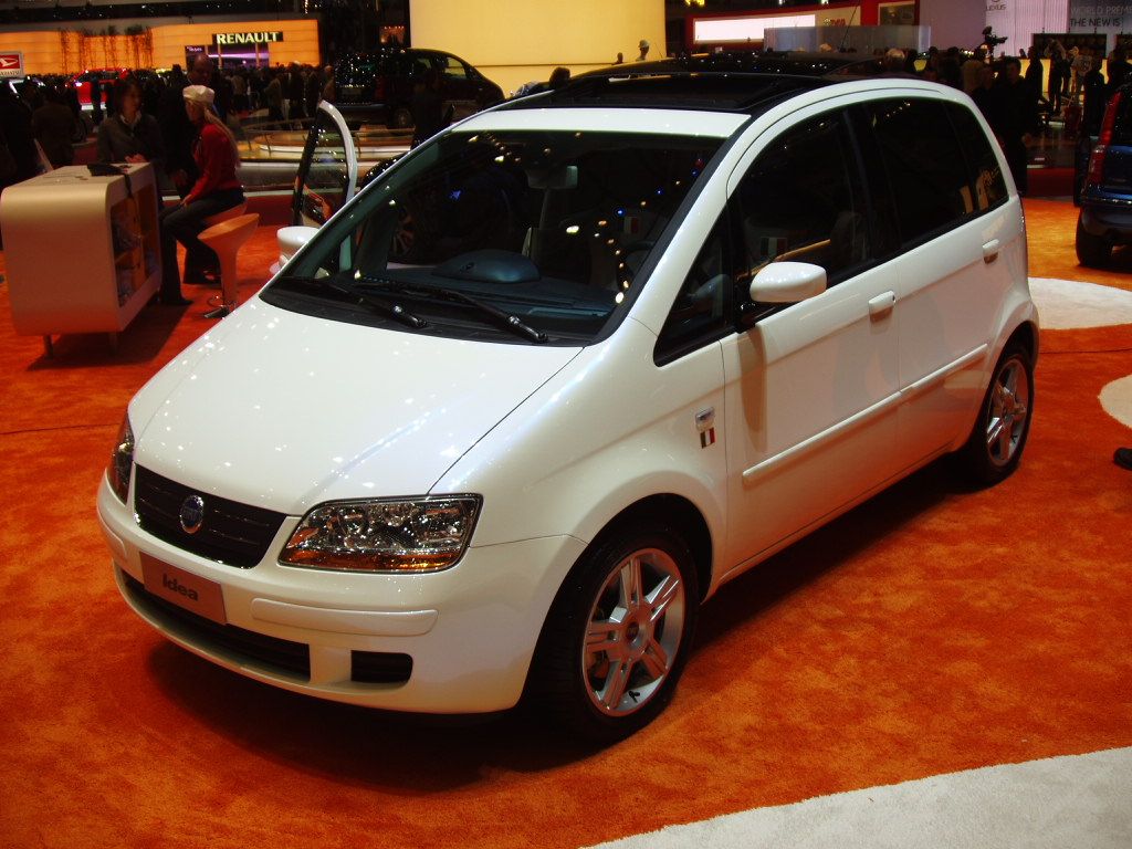 Fiat Idea Italia show car at the 2005 Geneva Salon