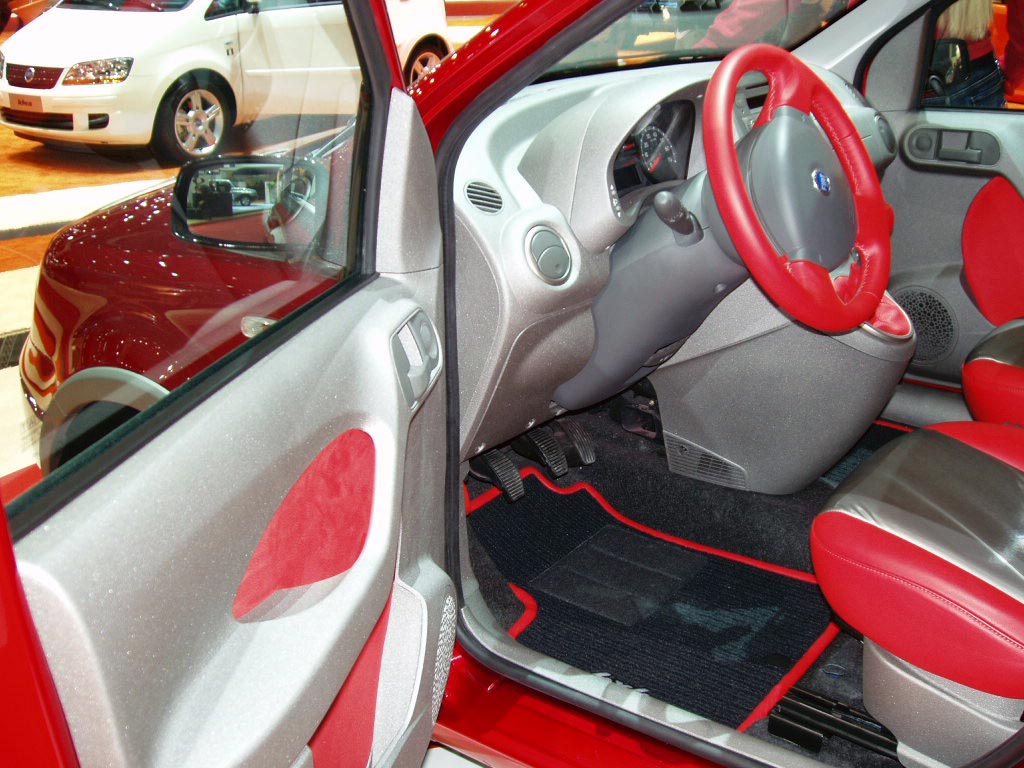 Fiat Panda Swiss at the 2005 Geneva International Motor Show