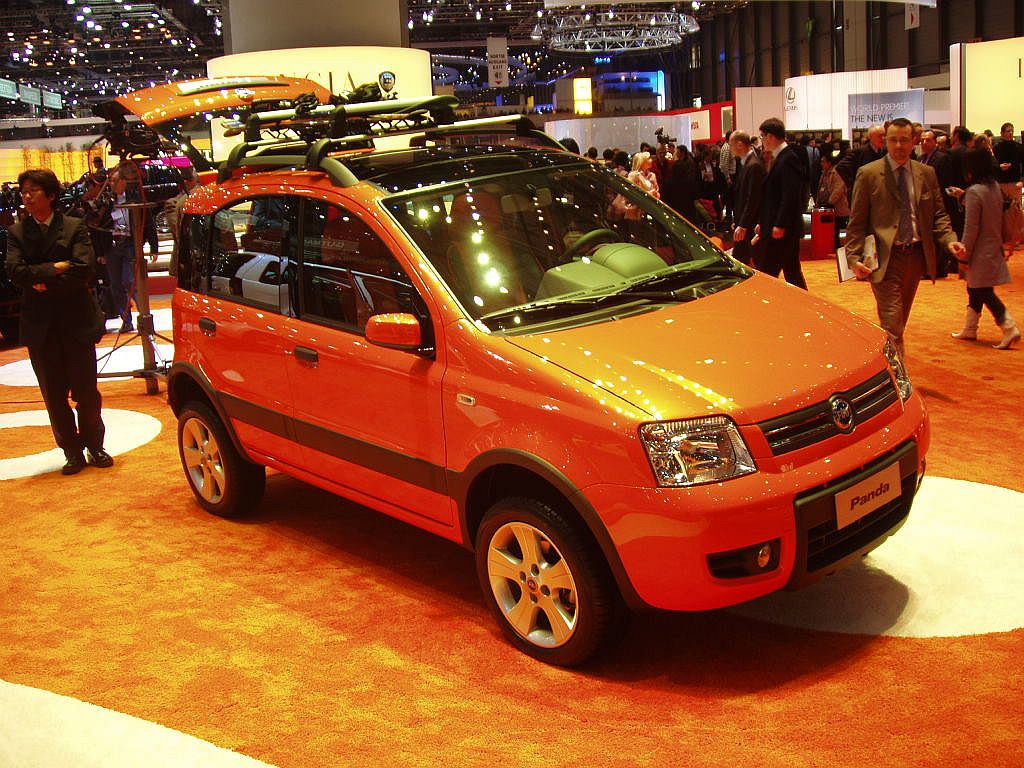 Fiat Panda 4x4 Climbing at the 2005 Geneva International Motor Show