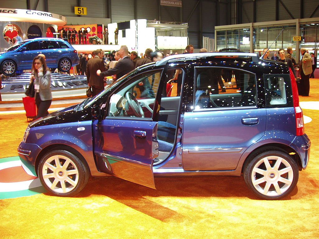 Fiat Panda Two Tone at the 2005 Geneva Salon